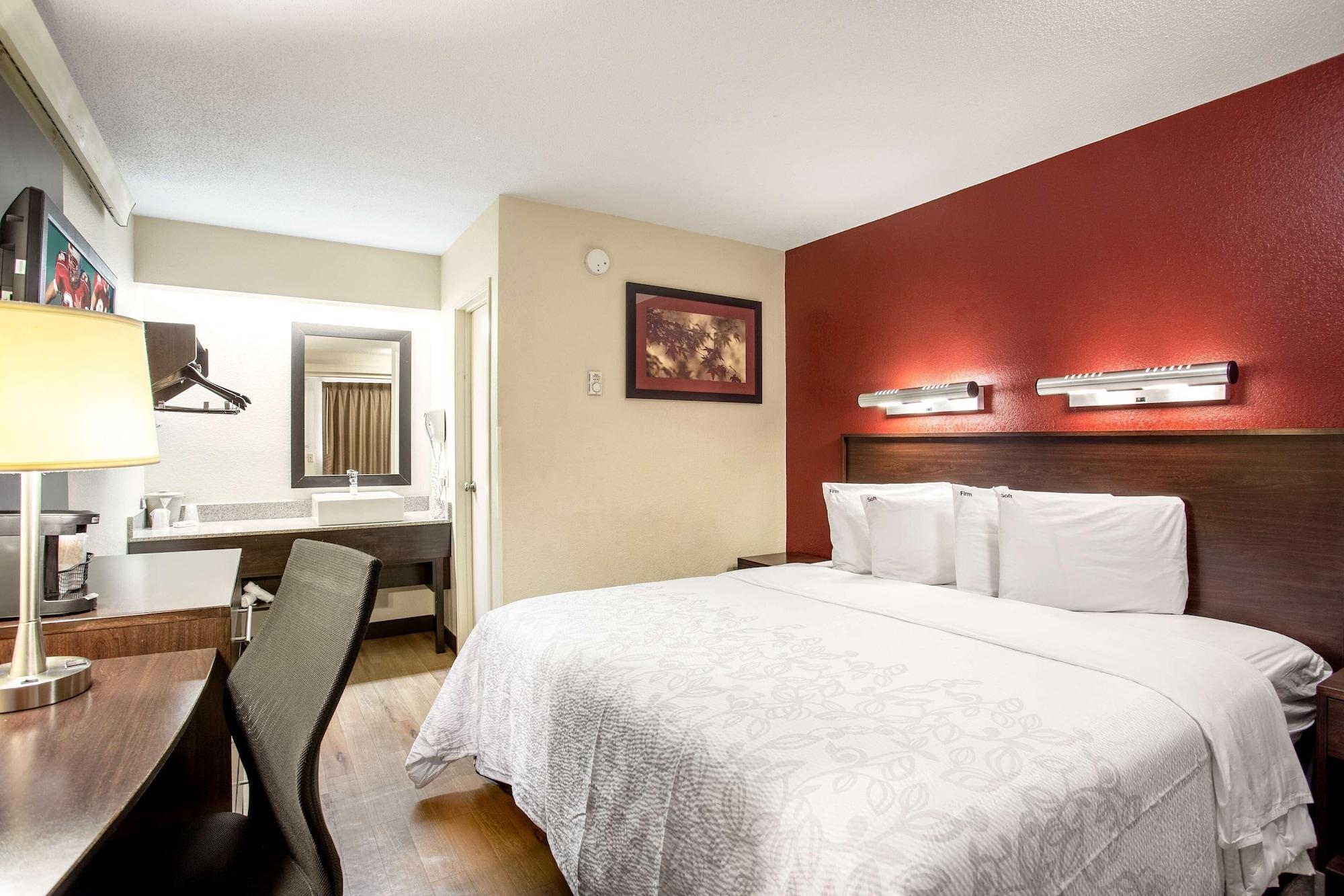Red Roof Inn Plus+ Baltimore-Washington Dc/Bwi Airport Linthicum Exterior photo