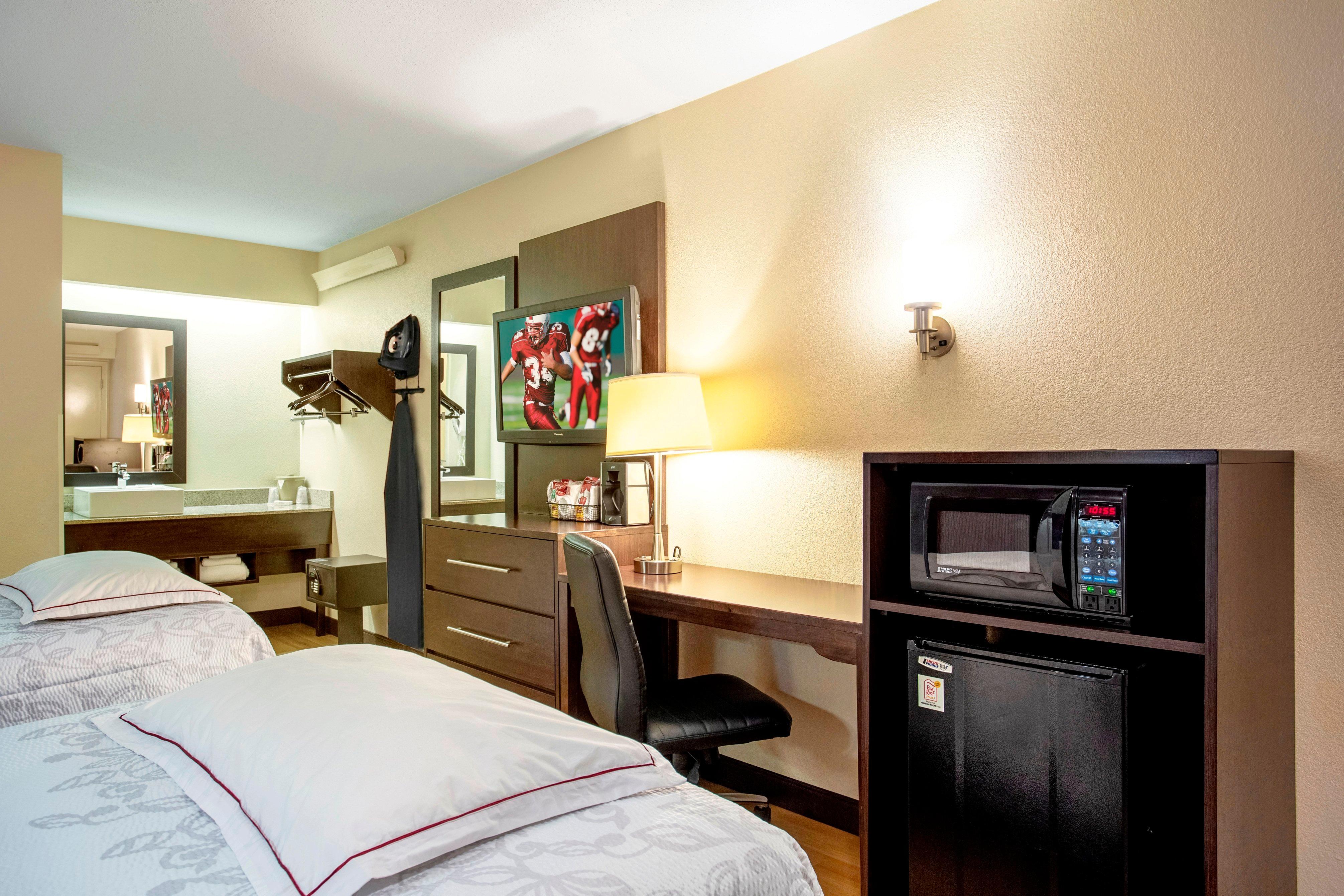 Red Roof Inn Plus+ Baltimore-Washington Dc/Bwi Airport Linthicum Exterior photo